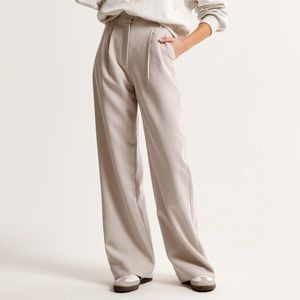 Abercrombie & Fitch Sloane Tailored pant NWT Light Taupe